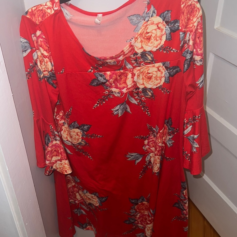 Rose dress like new